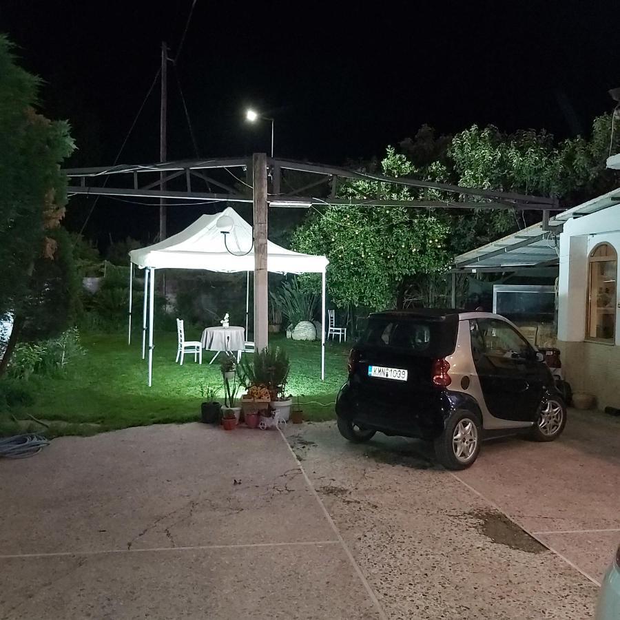 Hotel Drosia Messini Bagian luar foto