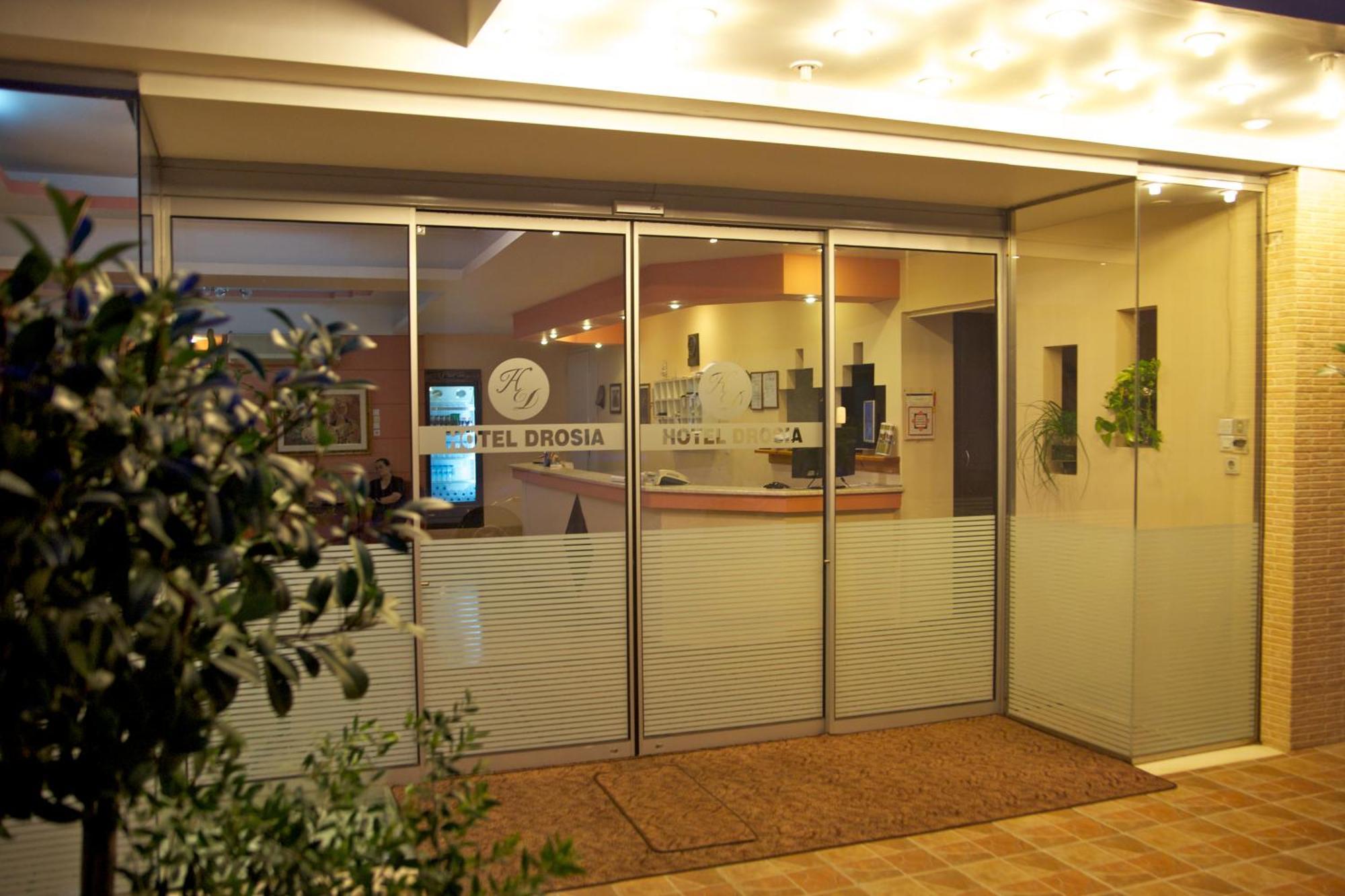 Hotel Drosia Messini Bagian luar foto