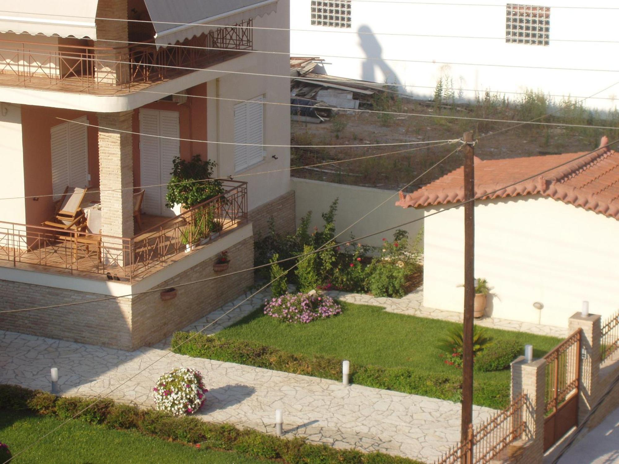Hotel Drosia Messini Bagian luar foto