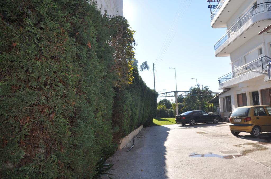 Hotel Drosia Messini Bagian luar foto